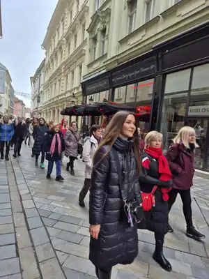 Adventi buszos kirándulás 2025: vezetett városnézés Pozsonyban