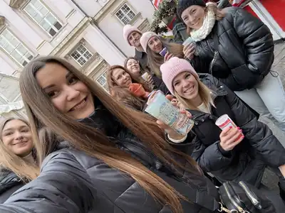 Adventi buszos kirándulás 2025: vendégeink a pozsonyi óvárosban