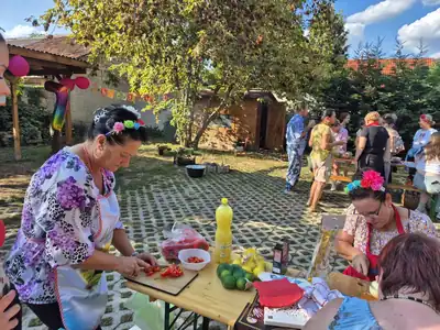 Tex-mex bográcsparti: vendégeink főzés és kóstolás közben