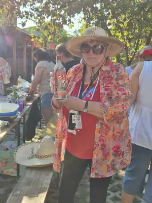 Tex-mex bográcsparti: vendégeink főzés és kóstolás közben