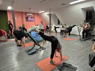 Köredzés a Korall Sportszigetben: hidraulikus gépek és köztes állomások
