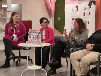 Pink Október 2025: kerekasztal-beszélgetés a Korallban